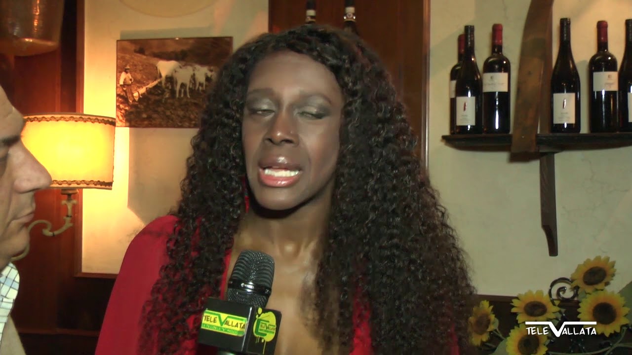 Castel San Pietro-Osteria del Borgo: INCONTRO CON LA SHOWGIRL SYLVIE LUBAMBA