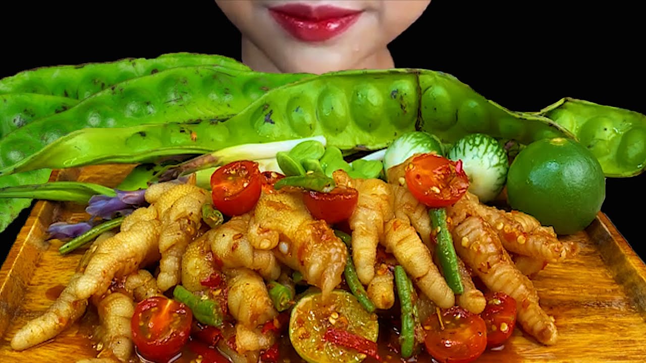 Eating Spicy Food * Spicy Boneless Chicken Feet Salad * THAI FOOD