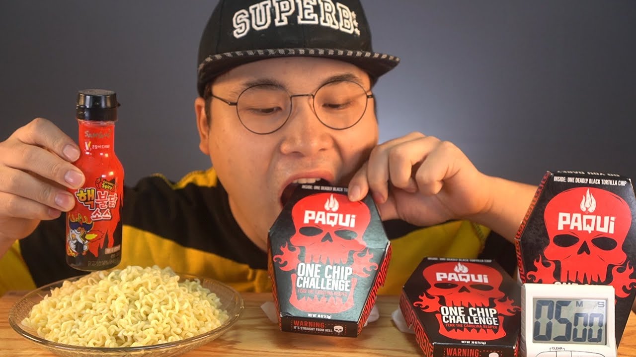 핵불닭먹고 원칩챌린지까지 떵개는 과연 5분 참을수 있을까?! 리얼사운드 social eating Mukbang(Eating Show)