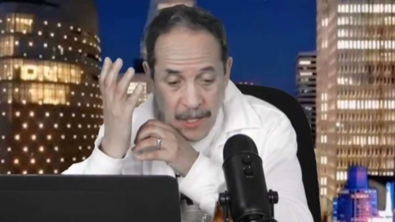 شاهد حرقة جمهور الرجاء😡 بوغرين ماشي صانع العاب صانع 🤬 ....