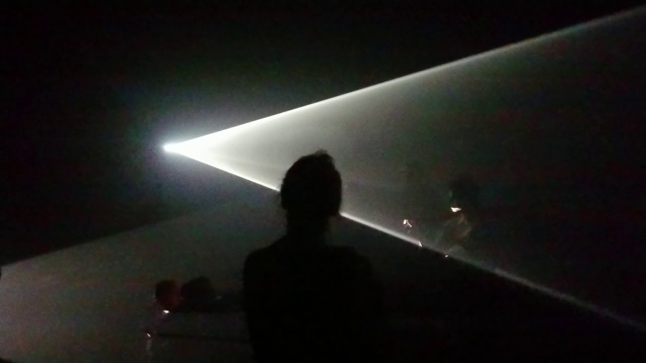 Anthony McCall 'Split Second' 2018