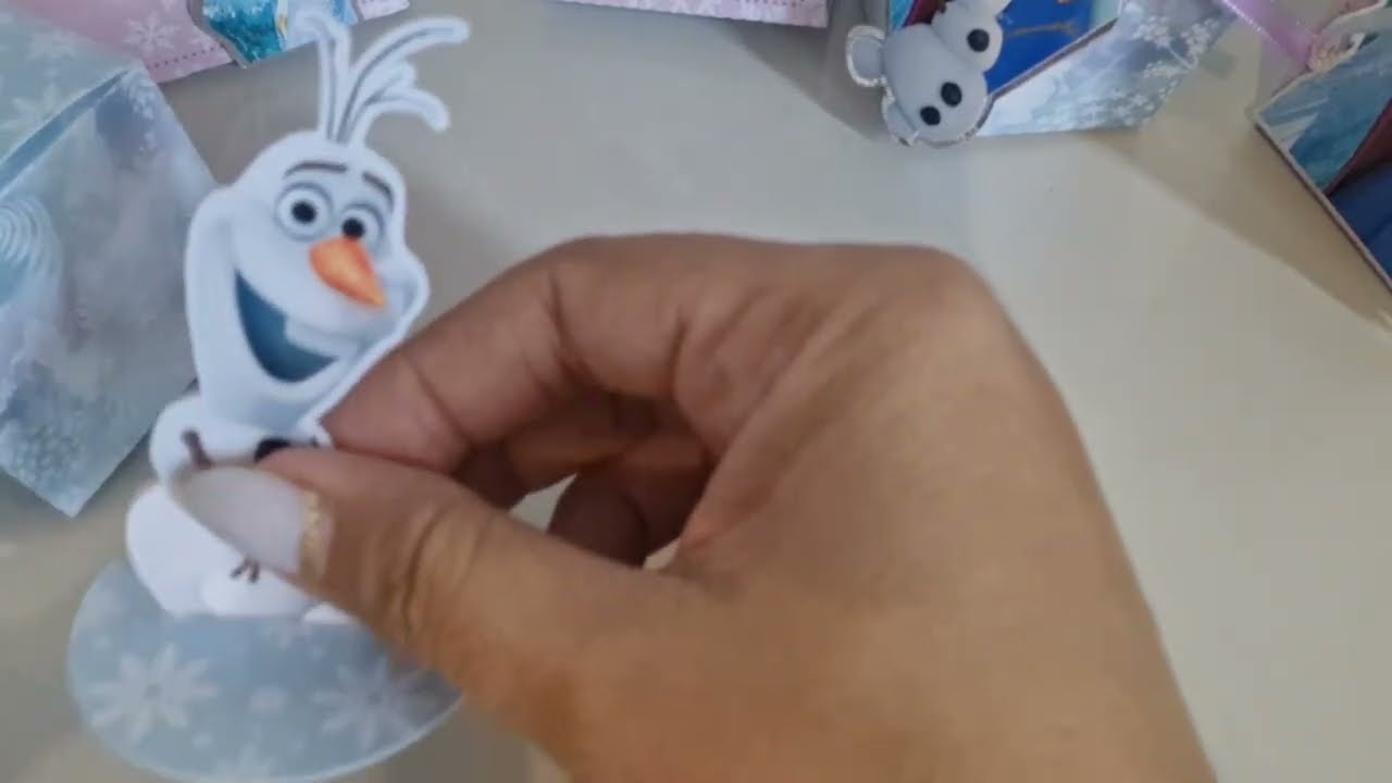 Montagem de Kit festa Frozen