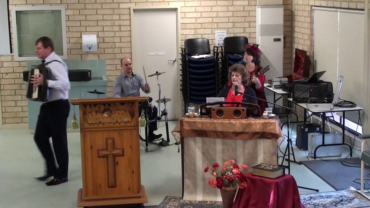 Lede in Christus Bunbury familie saam sing