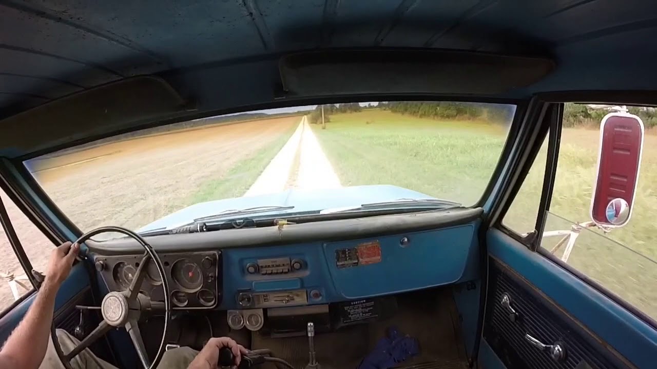 split shifting the c50 and hauling corn!