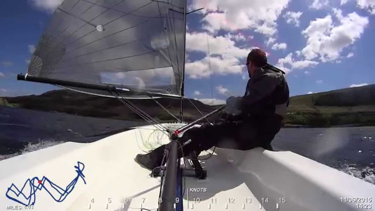 Phantom Dinghy Sailing - Fun Reaching