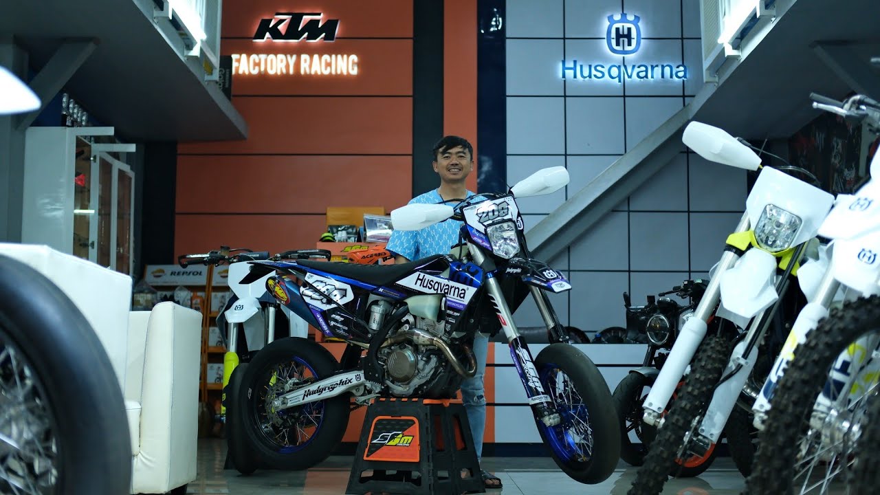 HUSQVARNA FE 350 ROCKSTAR EDITION SUPERMOTO BUDGET PETANI