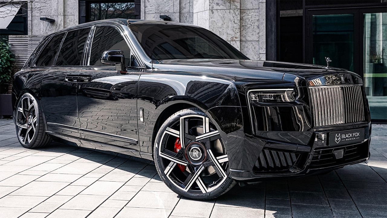 NEW 2026 Rolls-Royce Cullinan Black Badge - Interior and Exterior Walkaround