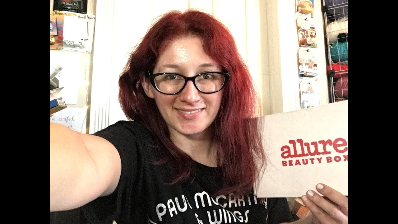 April 2022 Allure Beauty Box Unboxing!