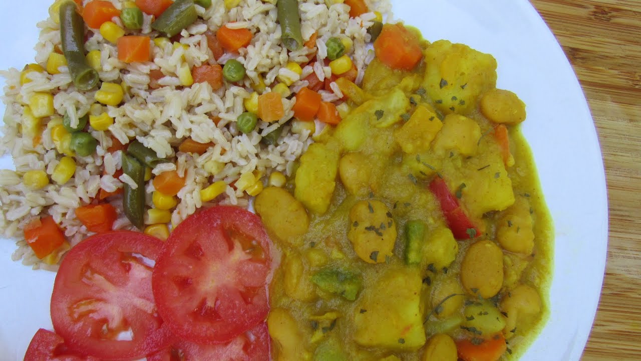 QUICK AND EASY COCONUT CURRIED BUTTER BEANS AND POTATOES