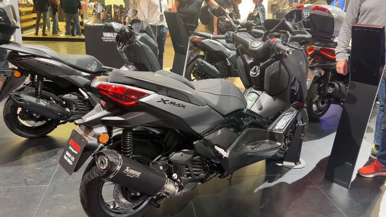 New Yamaha XMAX 125 Tech MAX+ (2026) &ndash; Heated Seats & Electric Screen! | Full Walkaround -EICMA 2025