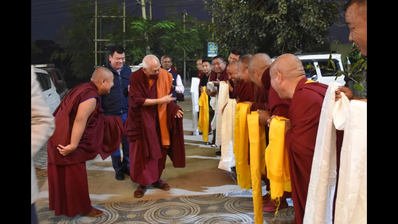 ༧སྐྱབས་རྗེ་ཟམ་གདོང་རིན་པོ་ཆེ་མཆོག་རྡོ་རྗེ་གདན་དུ་ཕེབས་འབྱོར་Prof.Samdhong Rinpoche arriving Bodhgaya