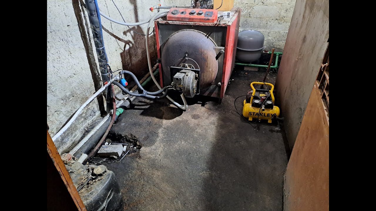 Λεβητοστάσια  Θέρμανση - Χαλύβδινος Λέβητας Πετρελαίου Riello Καυστήρα Fan Coil Δαπέδου Saturn vol.2