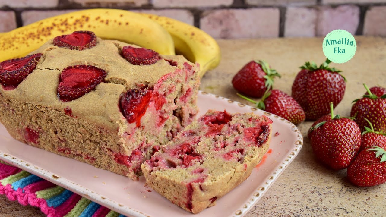 Eggless Strawberry Bread | Strawberry Loaf Cake | Picking 4kg Fresh Strawberries in Germany