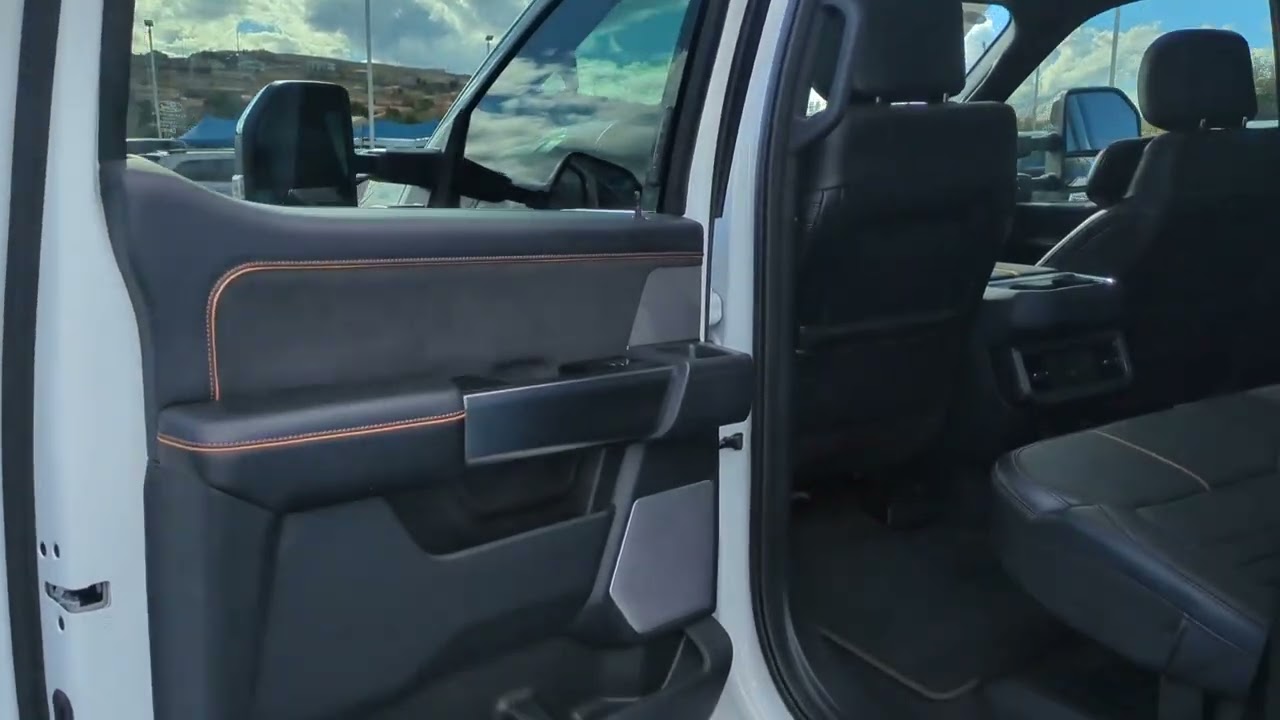 2024 Ford Super Duty F-350 SRW Platinum  UT