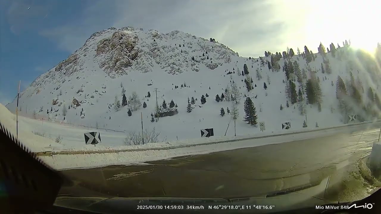 Dolomiti winter drive dashcam Passo Pordoi to Canazei
