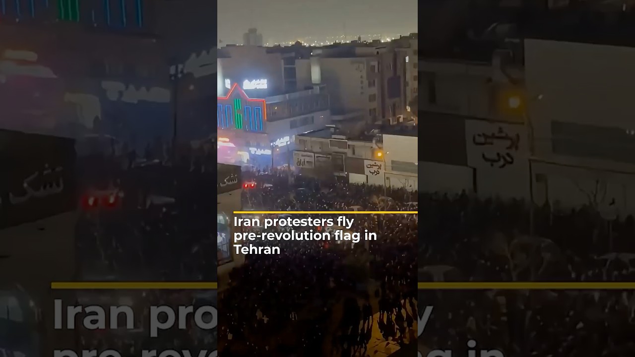 Iranians protest despite internet blackout, fly opposition flag | AJ #shorts
