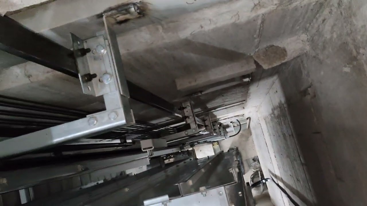 Saudi Arabia lift # kaleemann # shaft, inside,