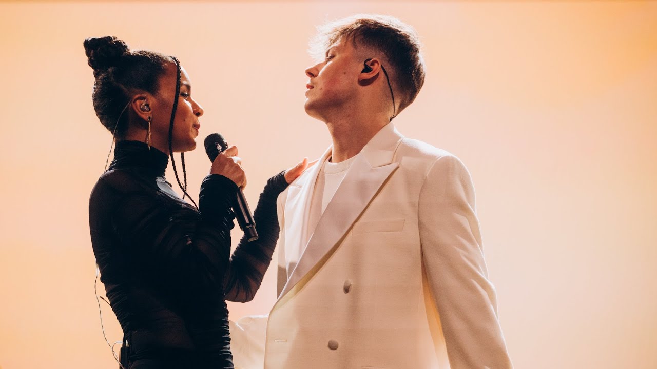 ATAUST RĪTS – Aminata, Sudden Lights | Muzikālā banka 2024