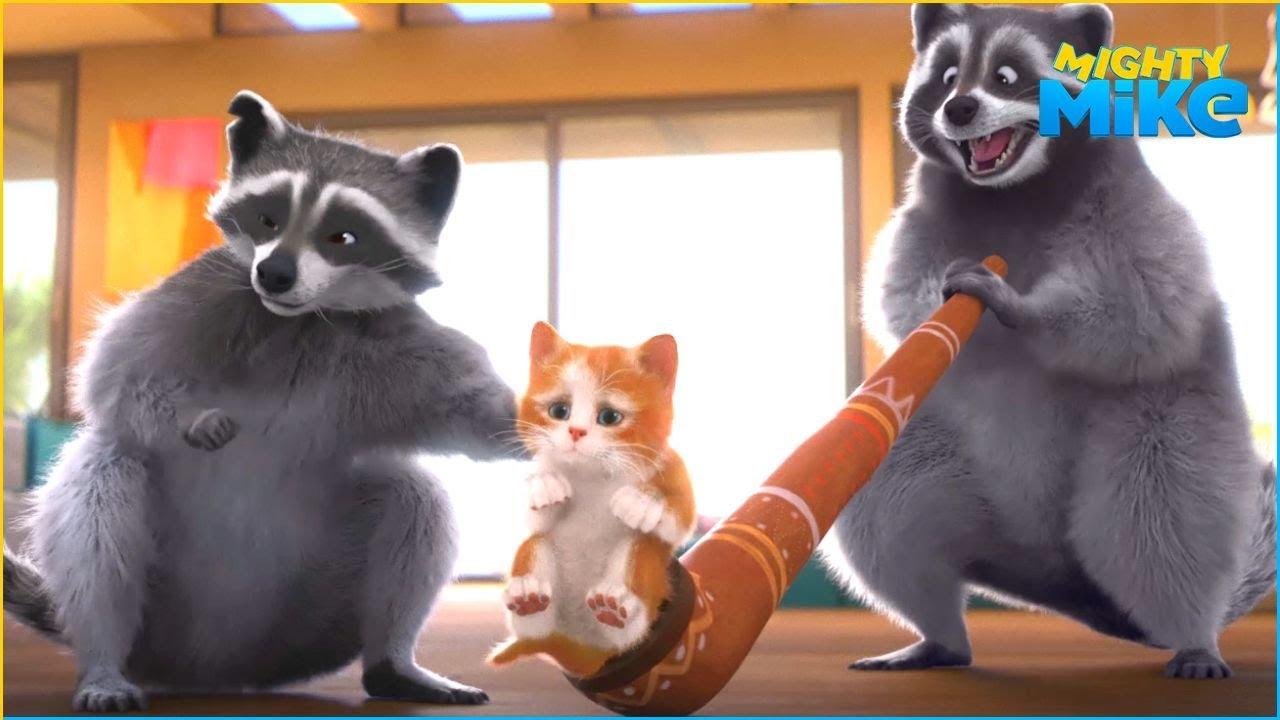 Pug rescues baby cat from racoons | Mighty Mike | Fun stories for kids