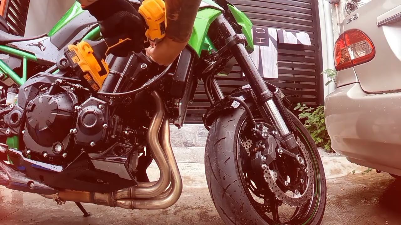 Z900 engine cover & slider
