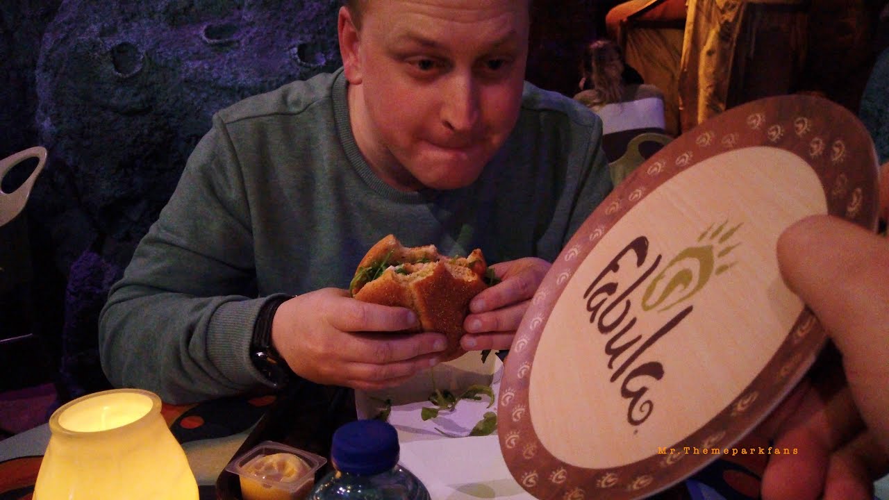 Fabula restaurant efteling ontbijt burger savanne bar - wereld keuken food review Efteling 2020  :)