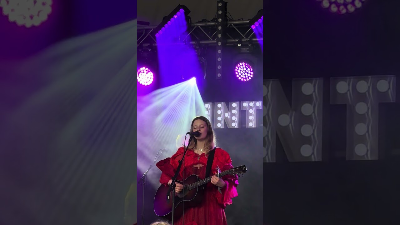 Paris Paloma - the fruits (Live at Glastonbury)