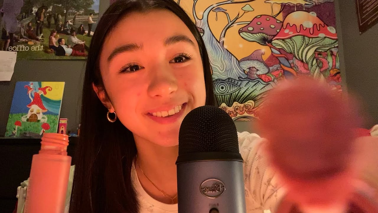 ASMR doing your makeup 💫🌷