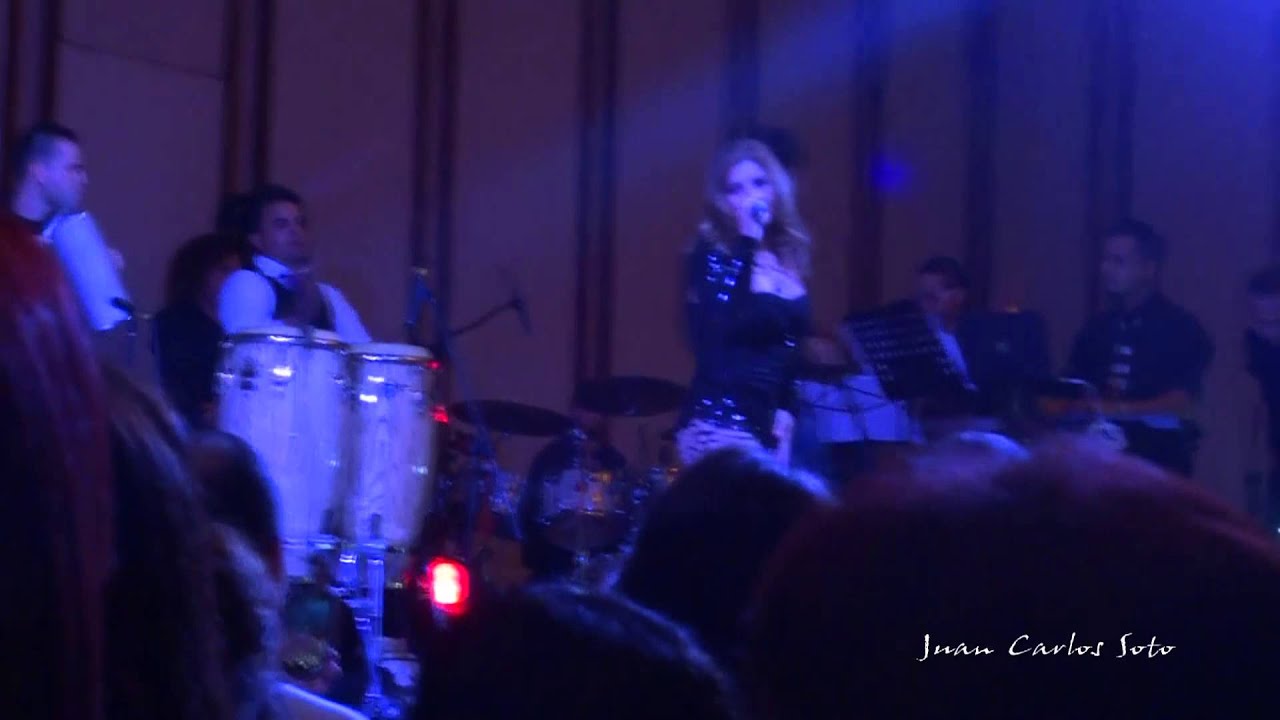 Diveana y su orquesta - Me Falta Todo - 2012