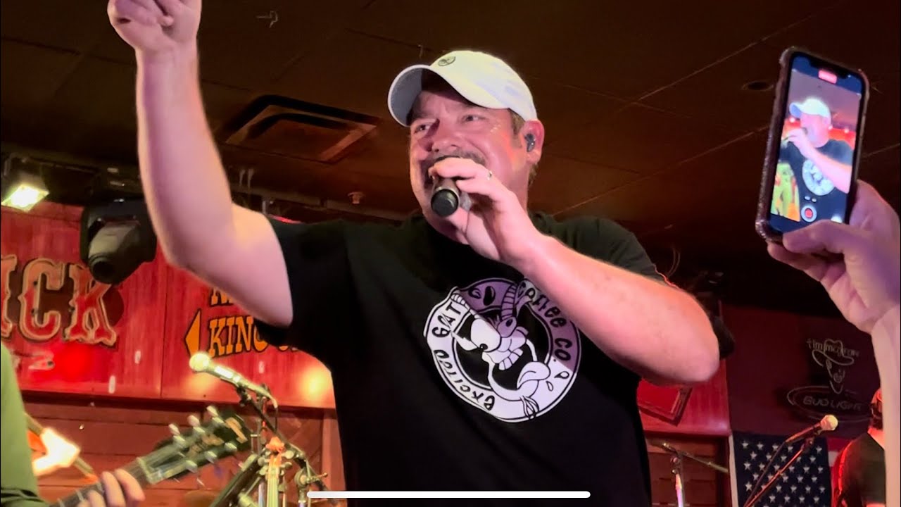Chris Cagle : January 2023