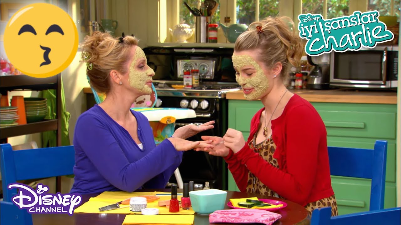 Anne Kanka😂😍 | İyi Şanslar Charlie | Disney Channel TR