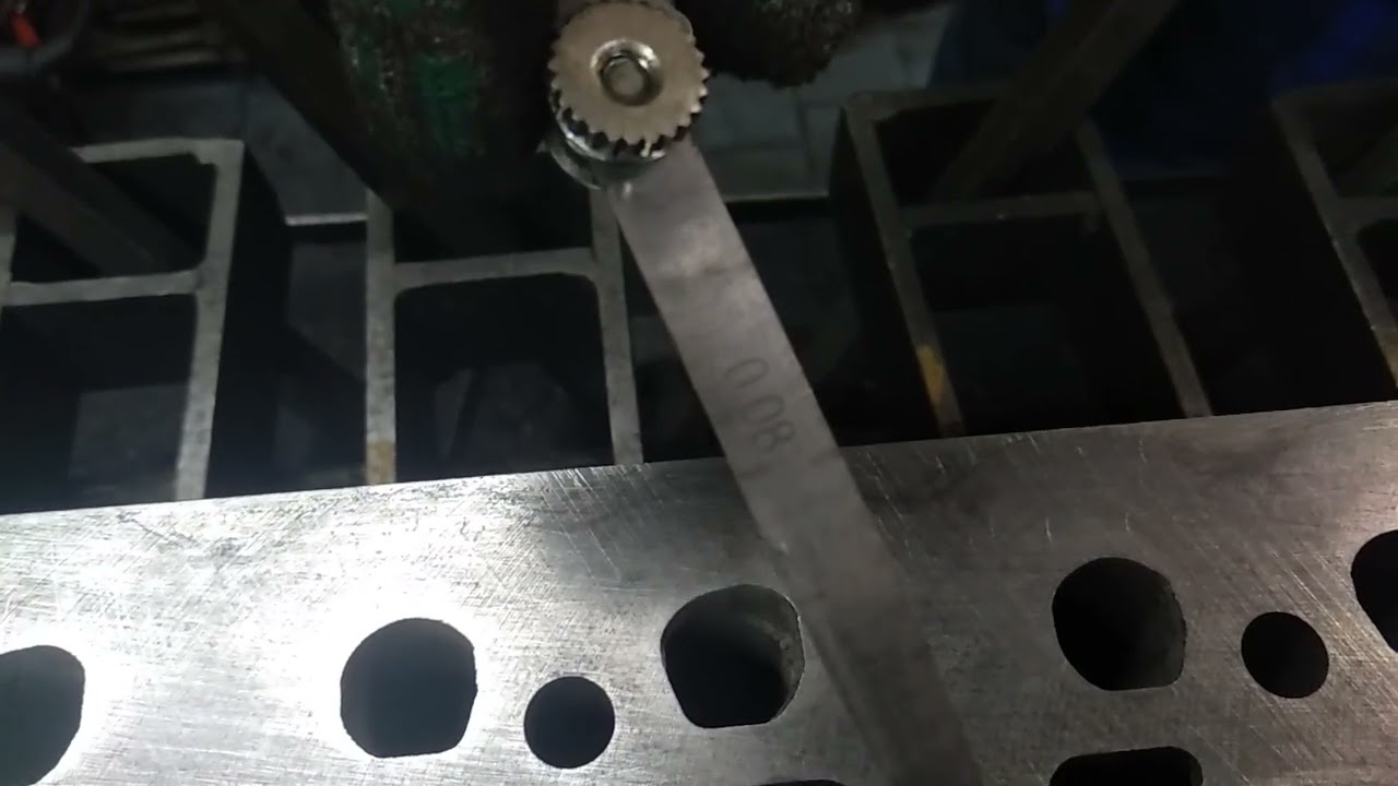 Наши будни. Головка блока Mitsubishi S4L в процессе диагностики