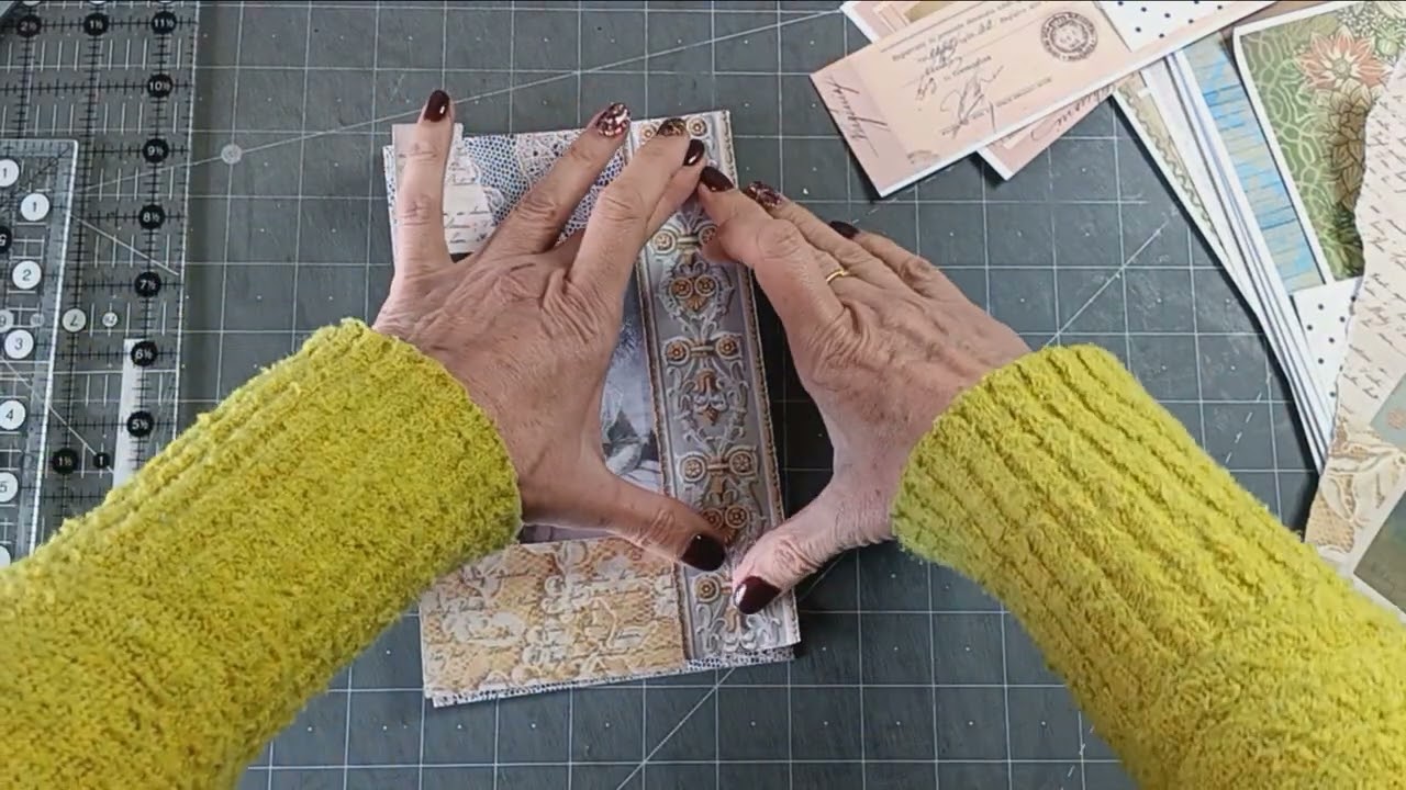 Whats on my desk - craft with me