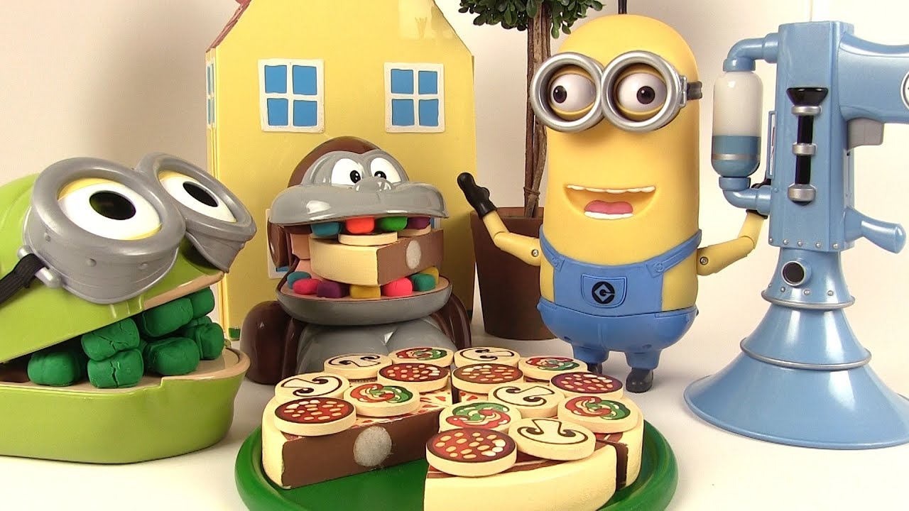 Shrek et le Singe Mangent de la Pizza en bois à découper avec le Minion Parlant