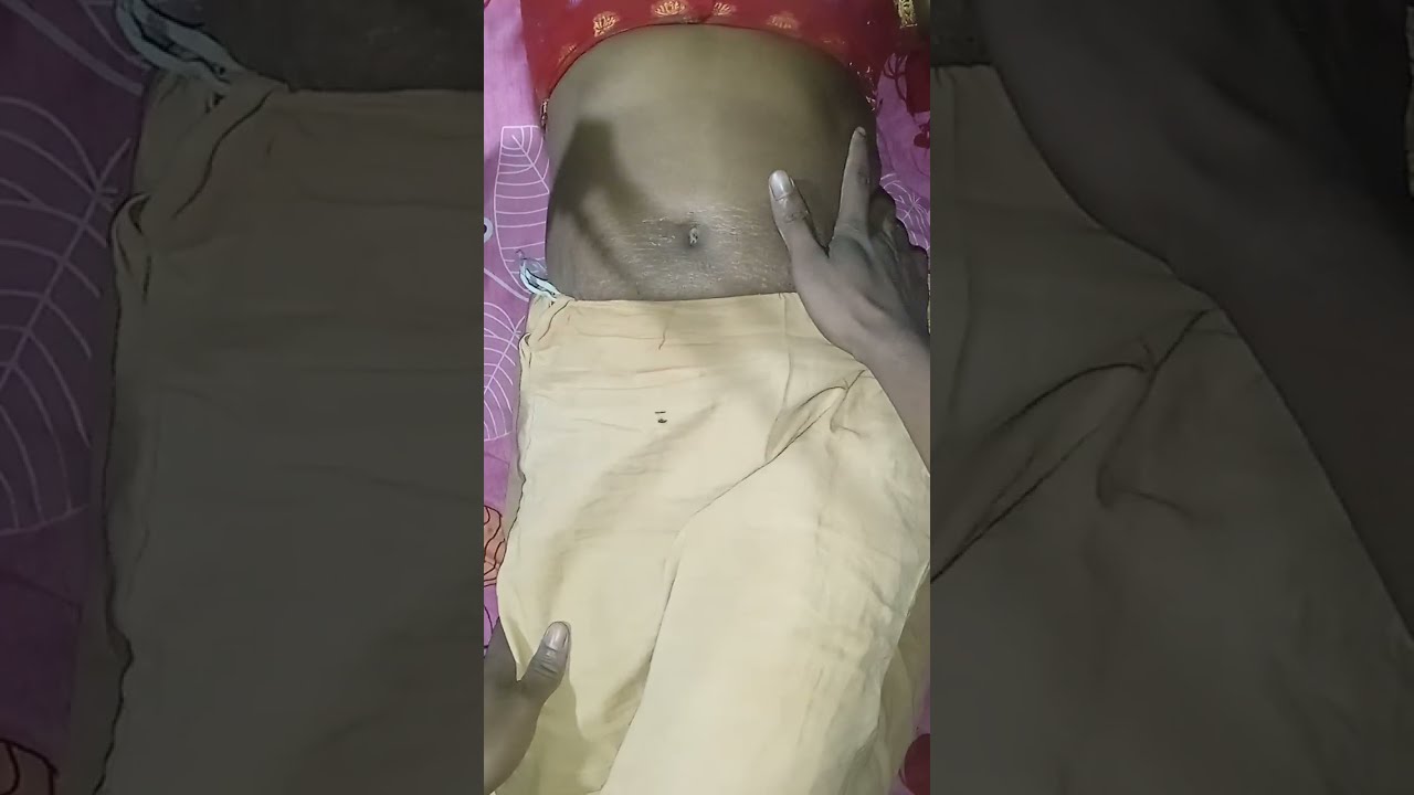 “Home Back Massage for Women | Simple & Relaxing Step-by-Step Tutorial”