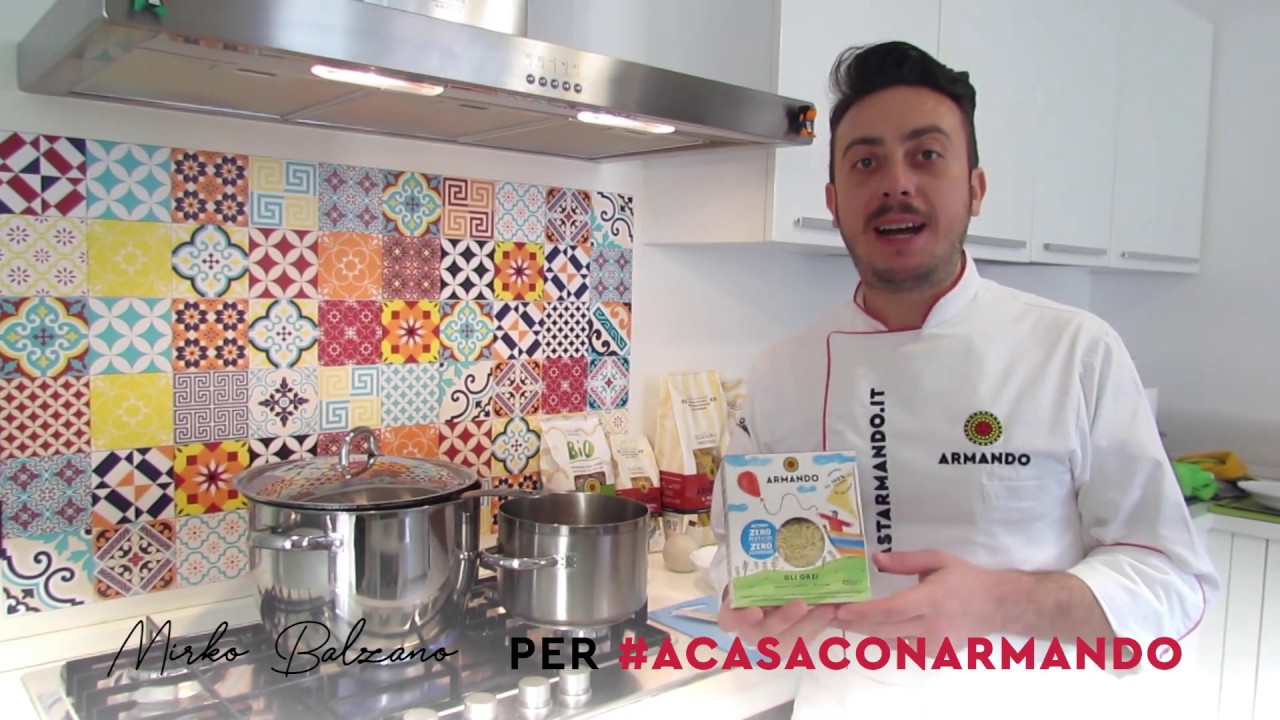Orzi con fave, gambero rosso e fonduta di pecorino - La ricetta di Chef Mirko Balzano