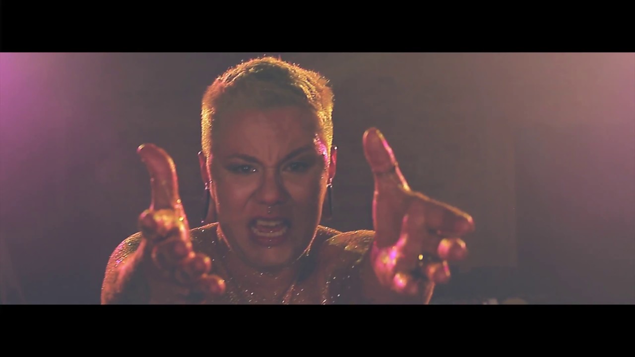 Ekena - Todxs Putxs (Videoclipe Oficial)