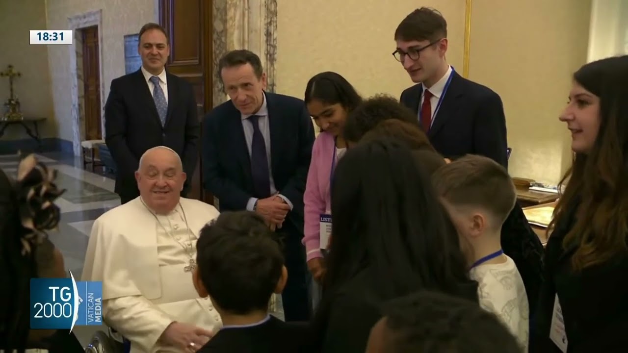 TG2000. Papa Francesco: 