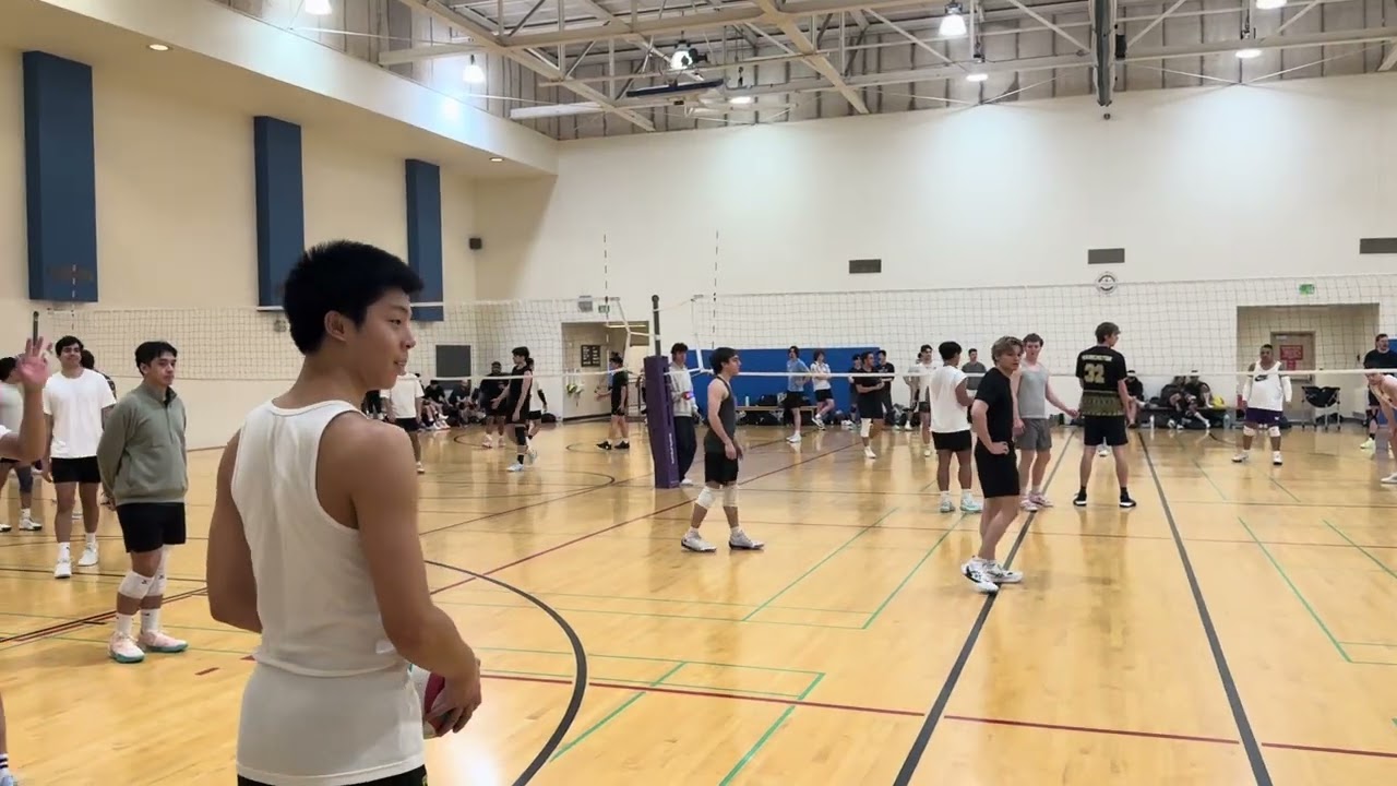 UW C vs Coaches | Game 2 Set 1 | UW Fundraiser
