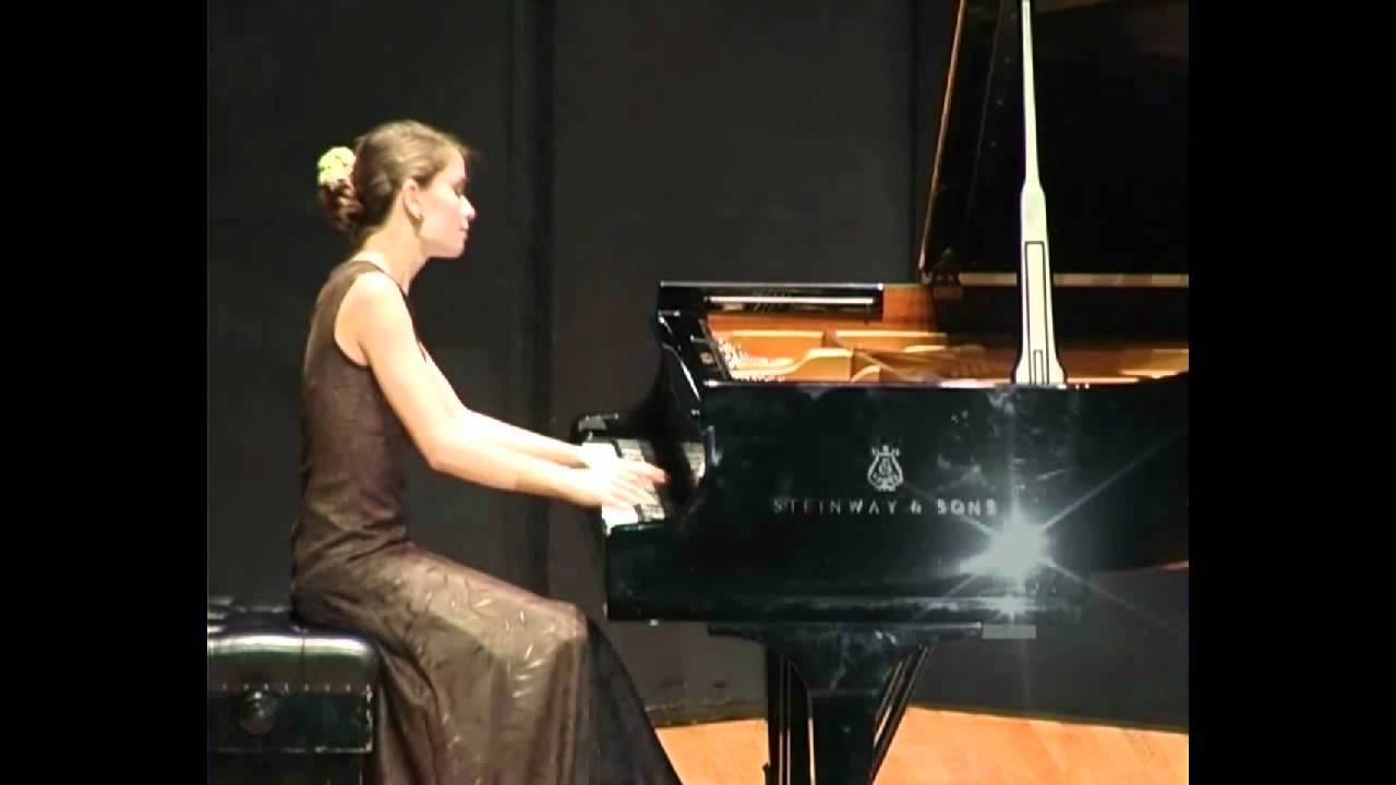 Scharwenka Polish Dance OP 3 No 1 : Evelina Puzaite
