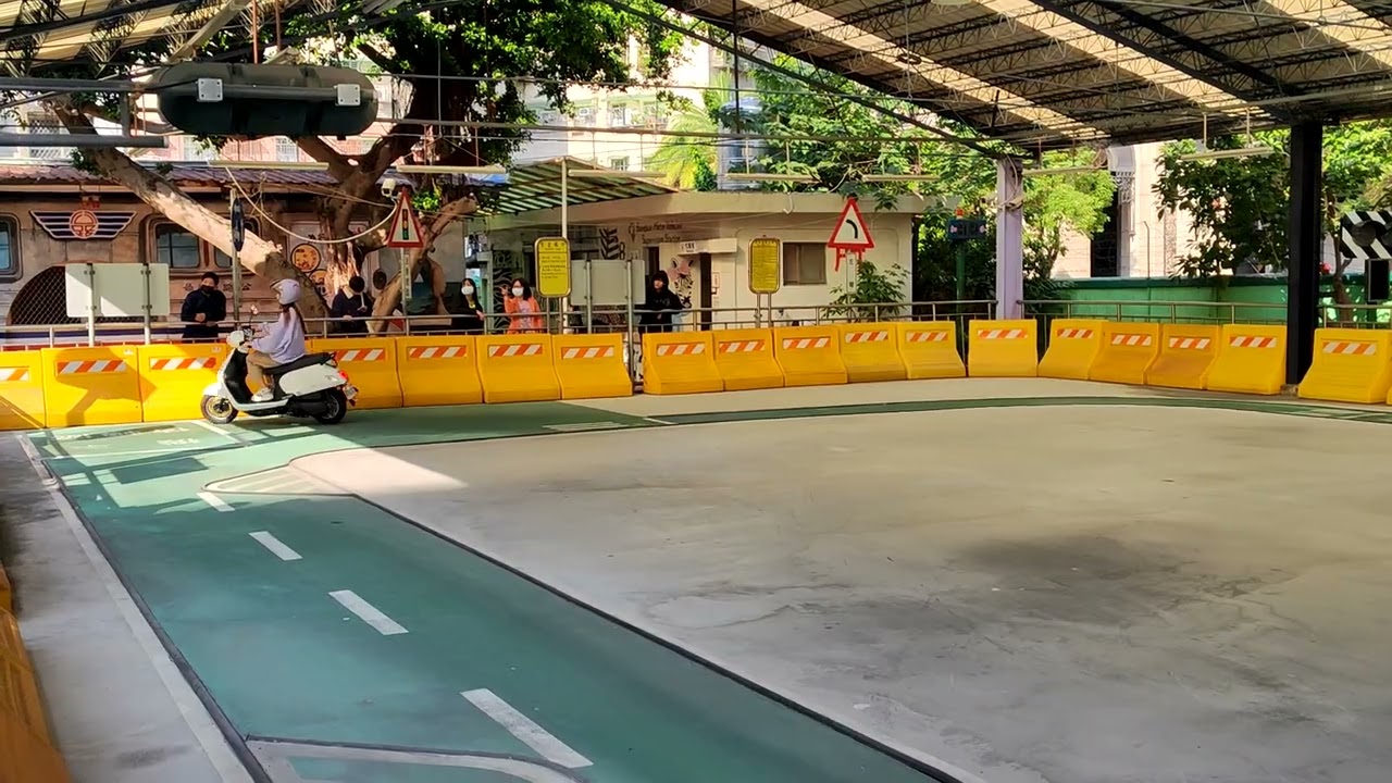 板橋監理站考機車駕照