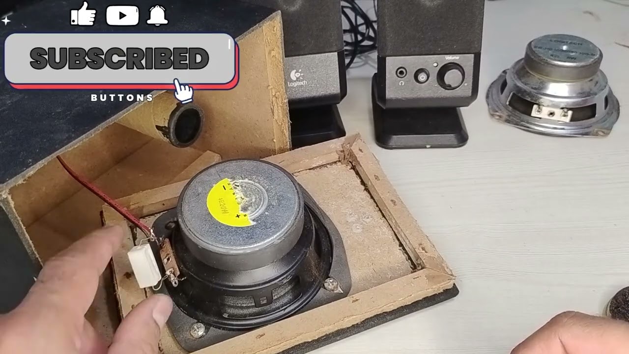 Logitech R20 Multimedia Speaker Distorted Subwoofer Fix // The technoboy