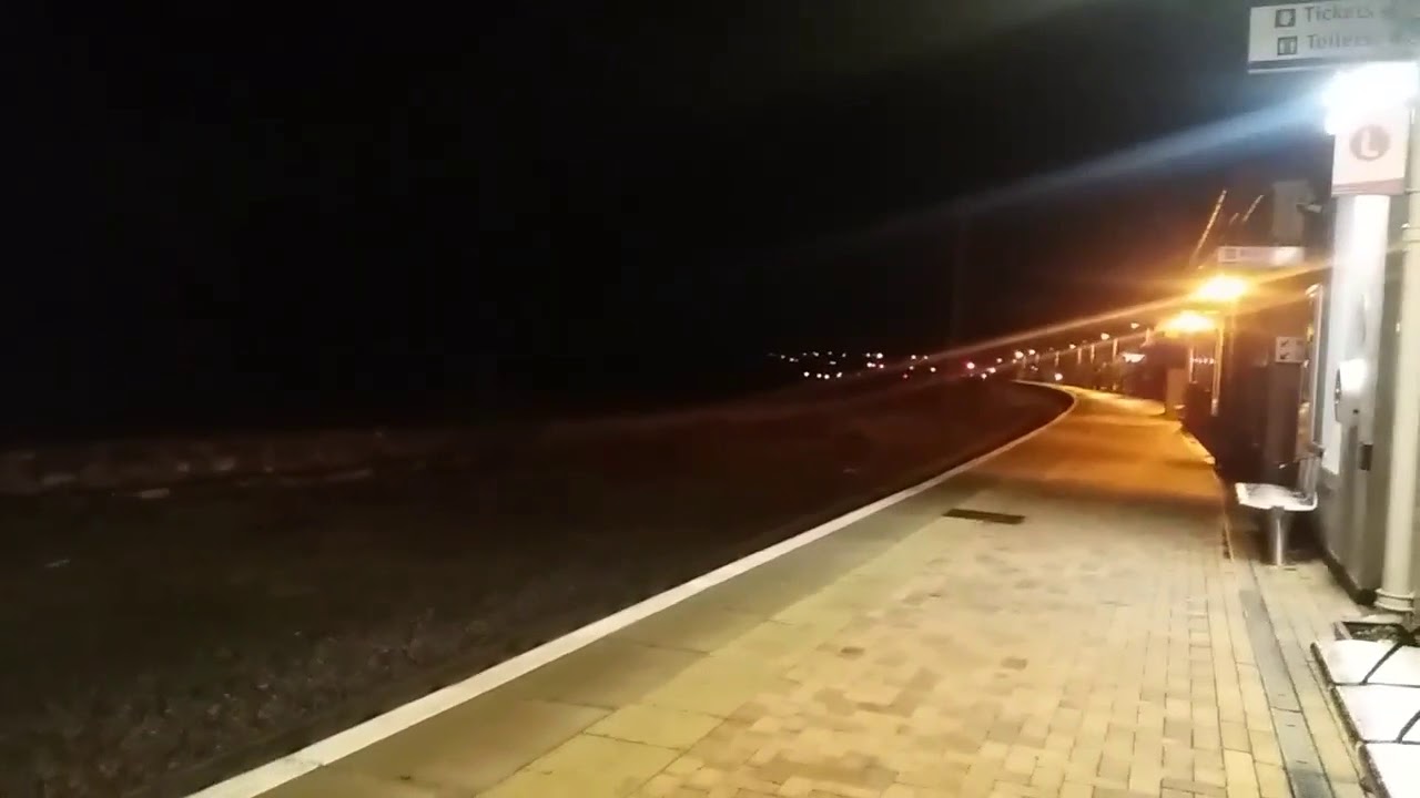 385001+385102 arriving and Departing Dunbar on Test