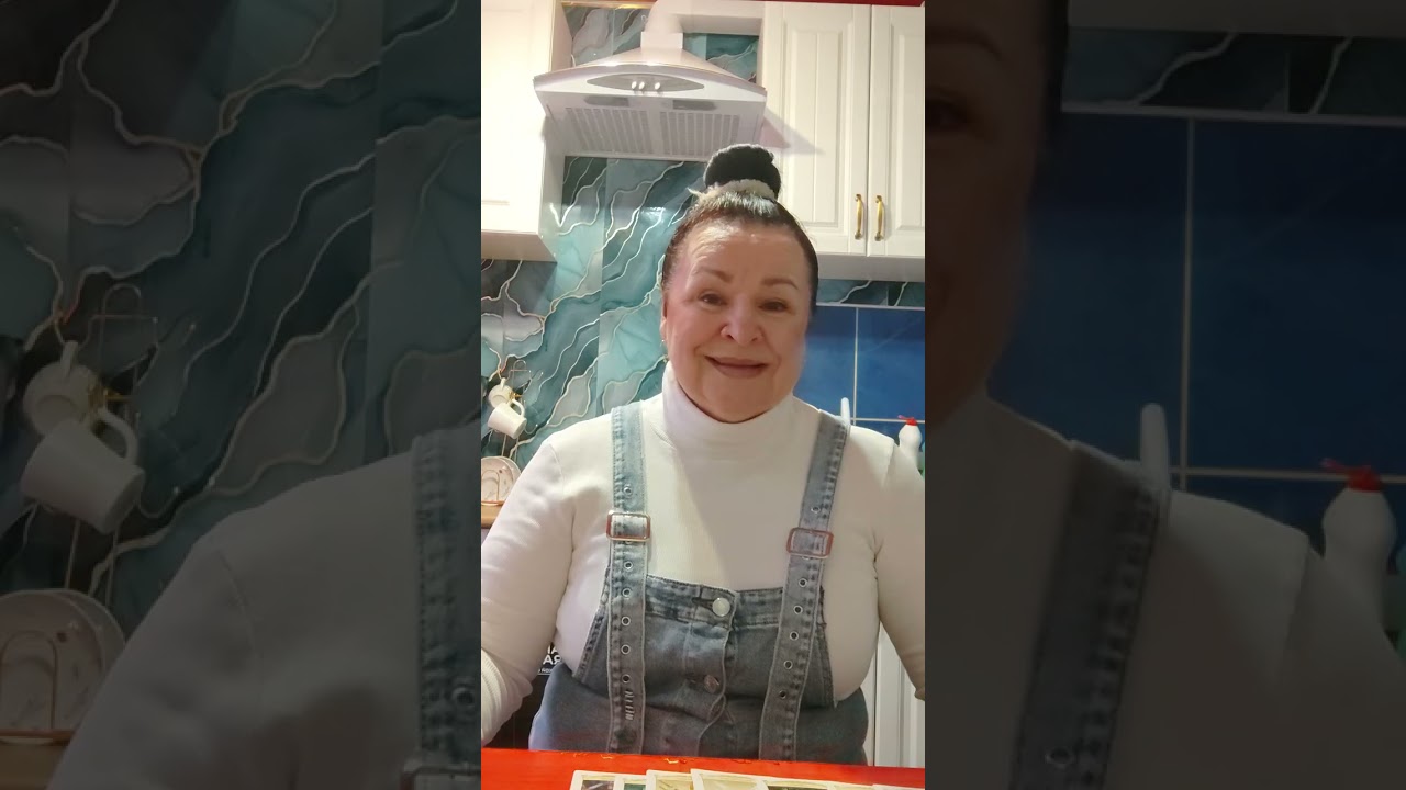 Она жила, живёт и жить будет. 
