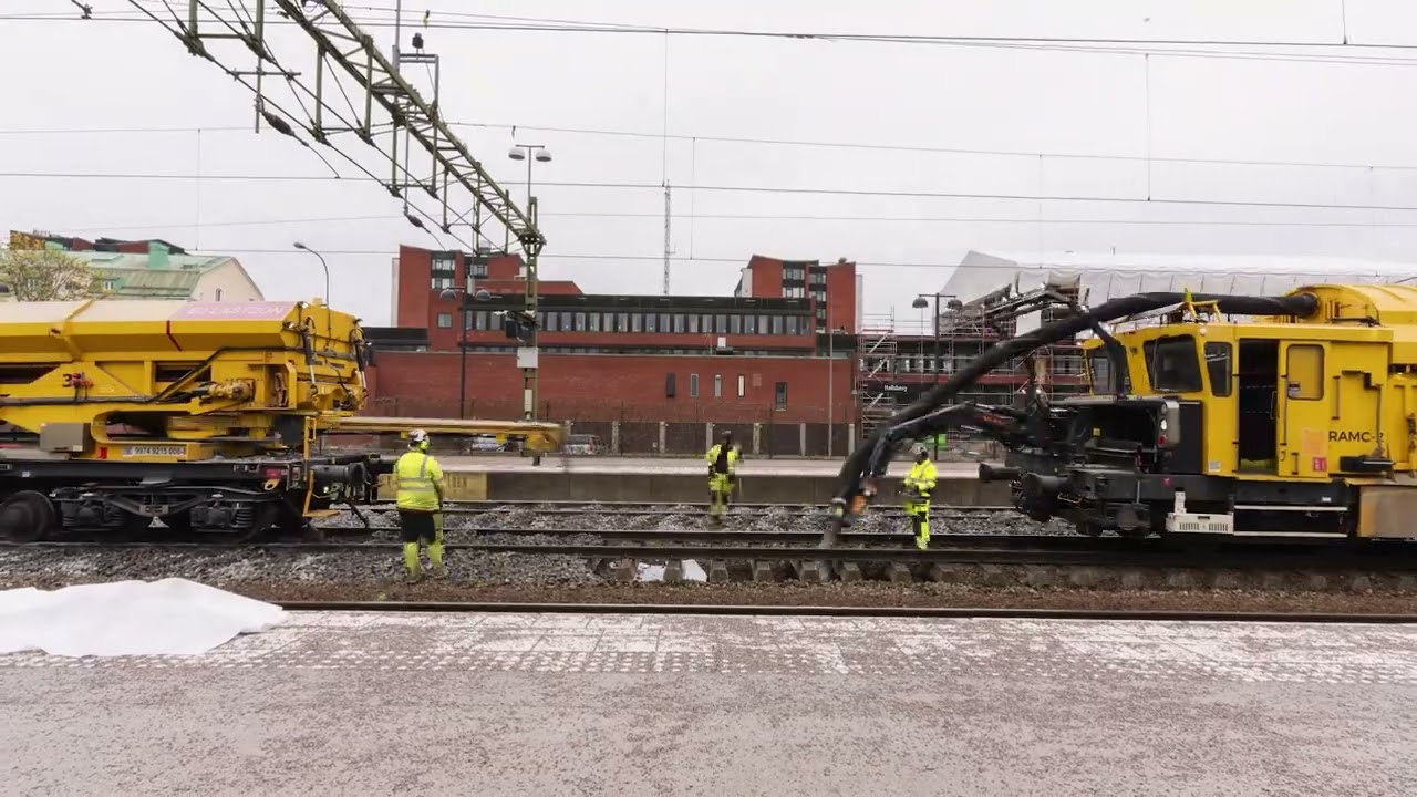 Railcare Contracting - Reballasting S&C, bridges and plain line