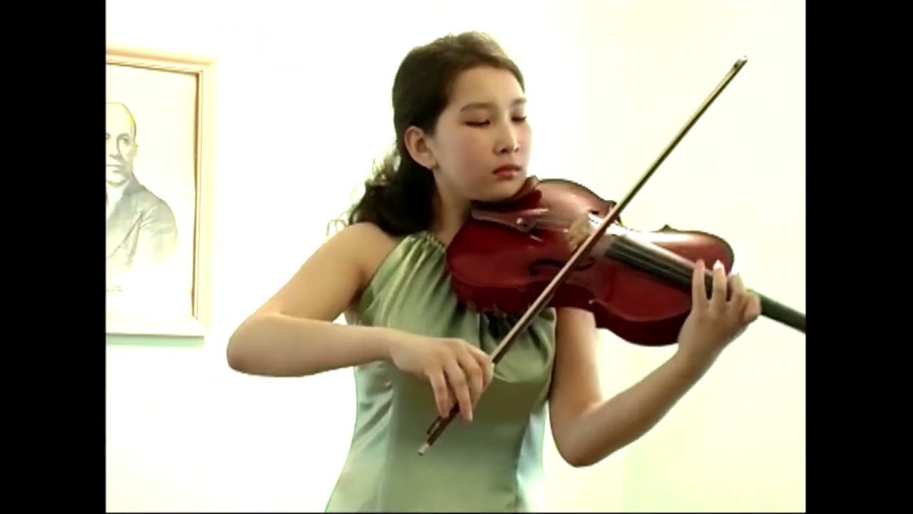 Анжим Медетбаева (Альт). 2004 год. Сесил Форсайт, концерт, 1 часть.
