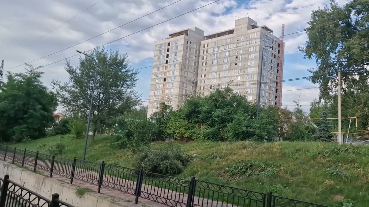 О! Какая МАХИНА выросла!! На ул.Коперника - Райымбека (Ташкентская)  Малая Алматинка   15 07 2024