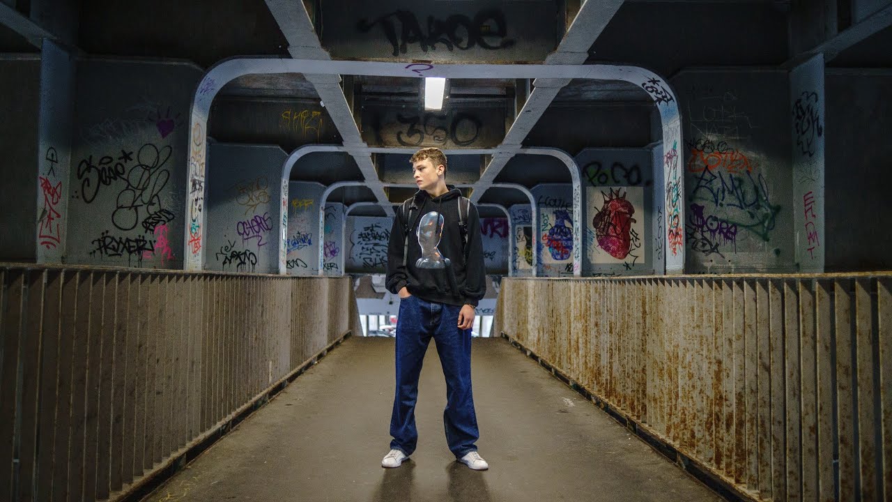 Ren&eacute; - Przestałem Trzymać Kciuki (Official Video)