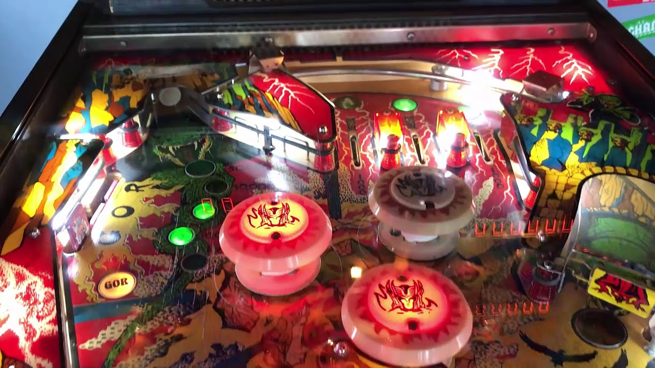 Gorgar Pinball Machine Review and Gameplay - 8.4 - Williams Pinball