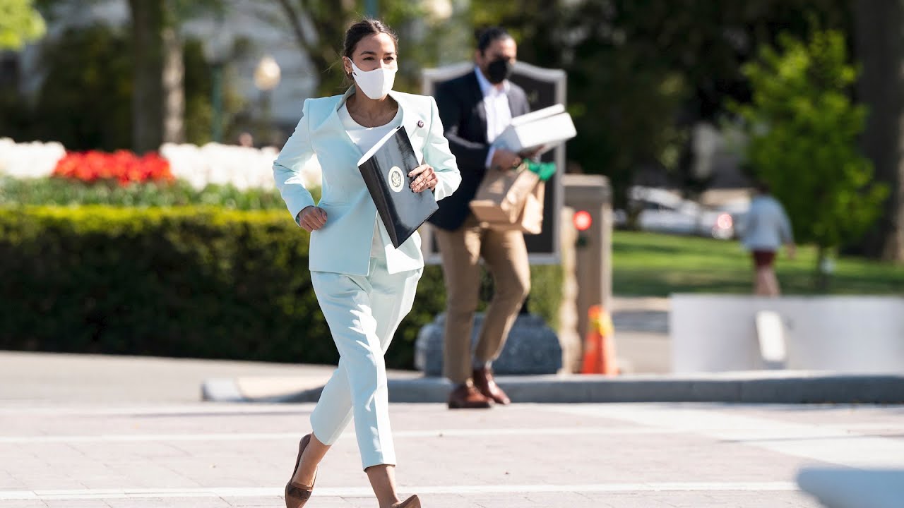 Cardi B, 420 and a Green New Deal debate: Congressional Hits and Misses