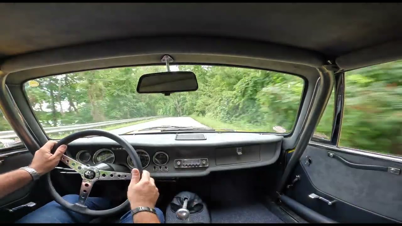 1965 Alfa Romeo Giulia Sprint test drive!